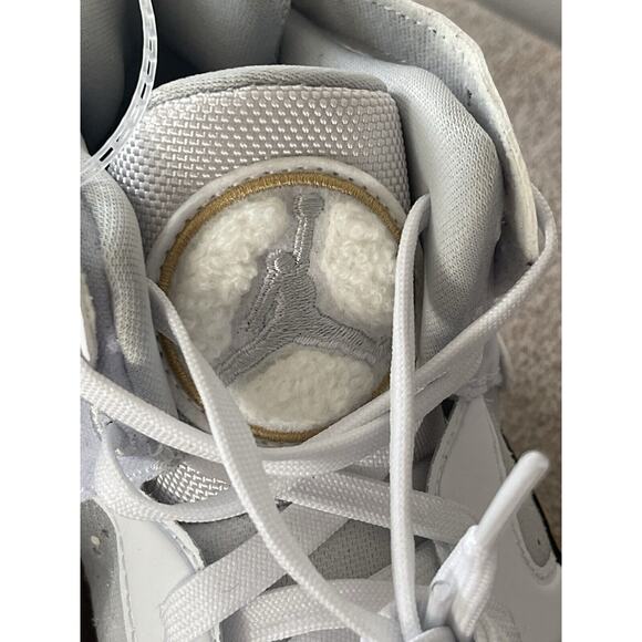 Jordan Jumpman Two Trey New Women's Size 9 Shoes White/Metallic Gold Nike - Picture 6 of 14